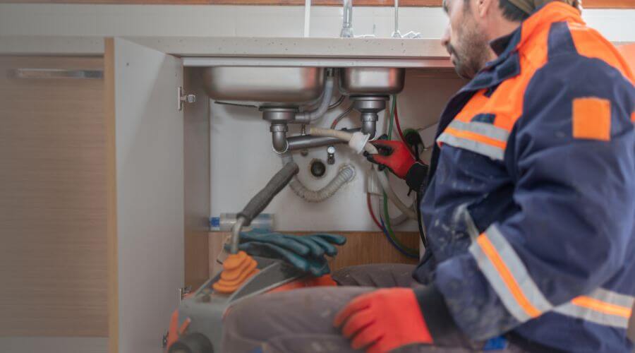 Commercial Slab Leak Plumbing in Saint Lucas, IA